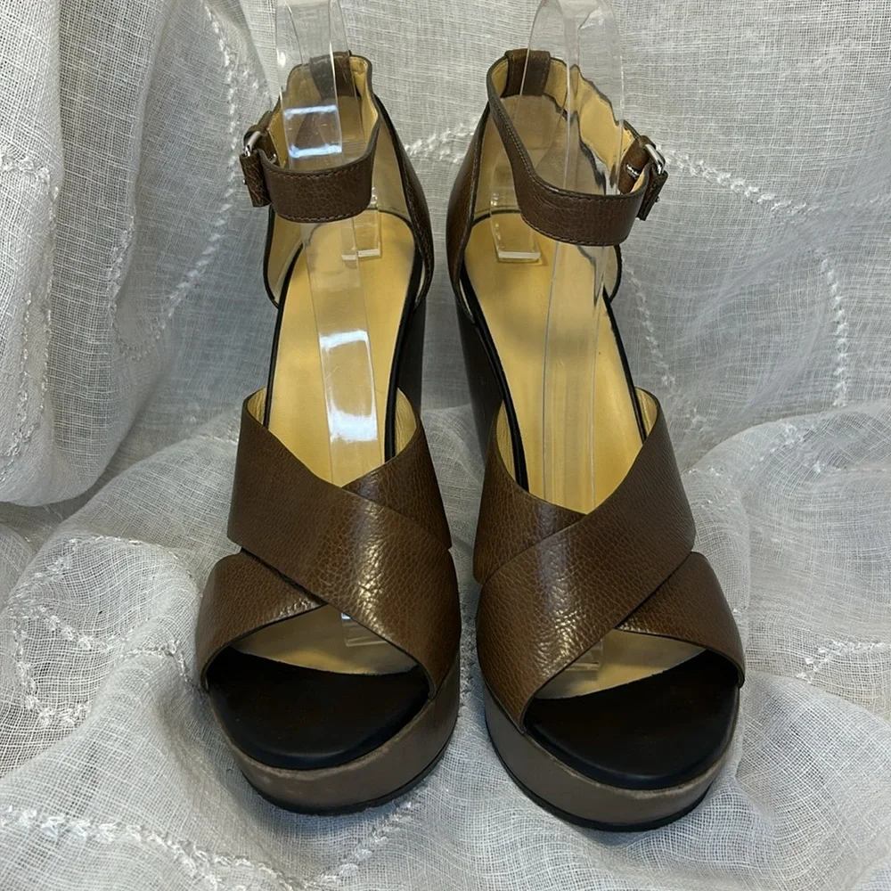 Balenciaga Elegant Brown Wedge Sandals w/box - Picture 2 of 15